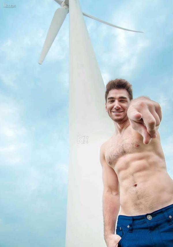 Whoseman-12-芬達Maxime譜出的異國情慾